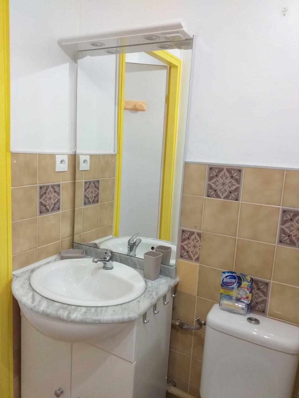 Studio De 25M2 Tout Equipe A 250M Du Bord De Mer La Grande-Motte Kültér fotó